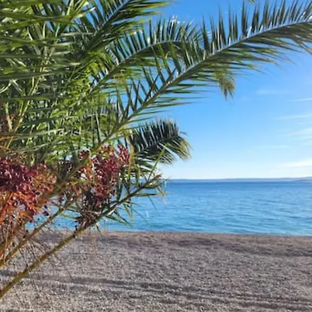 Πανσιόν Sea View Complex In Omis 4*
